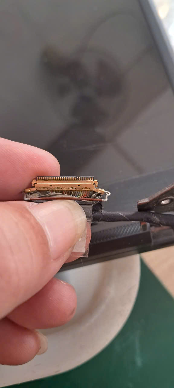 sửa laptop không lên nguồn