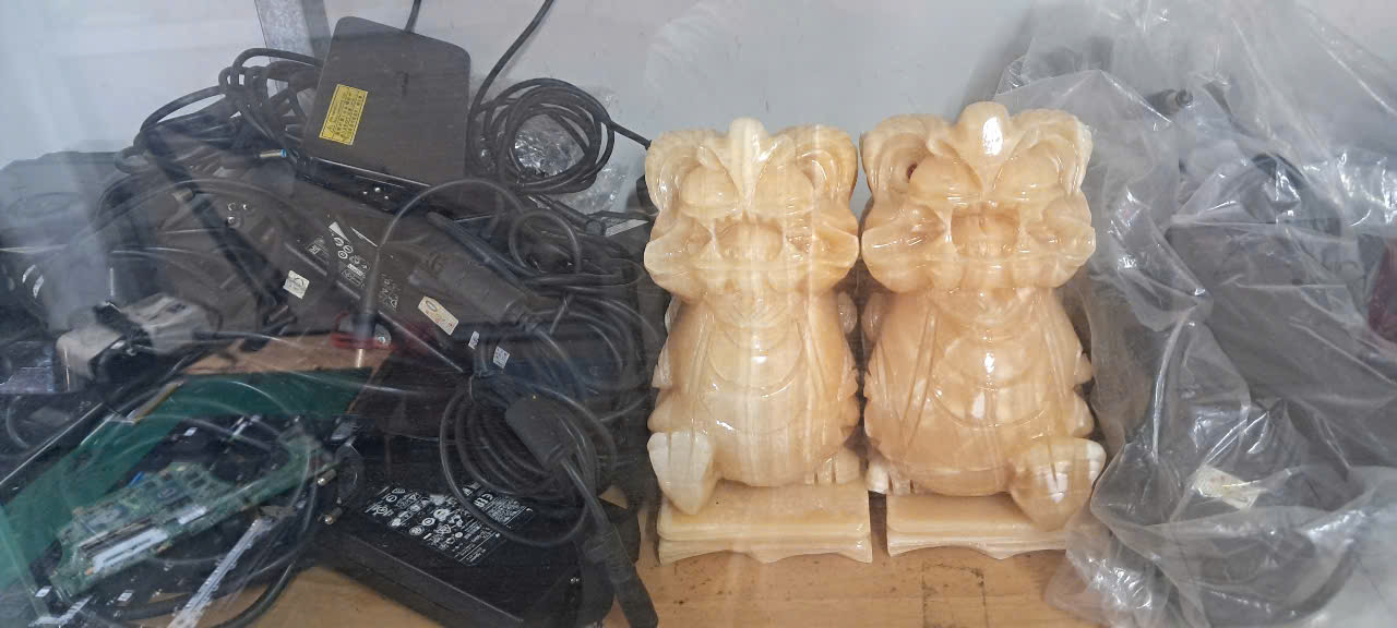 Thu mua laptop cũ lâu năm