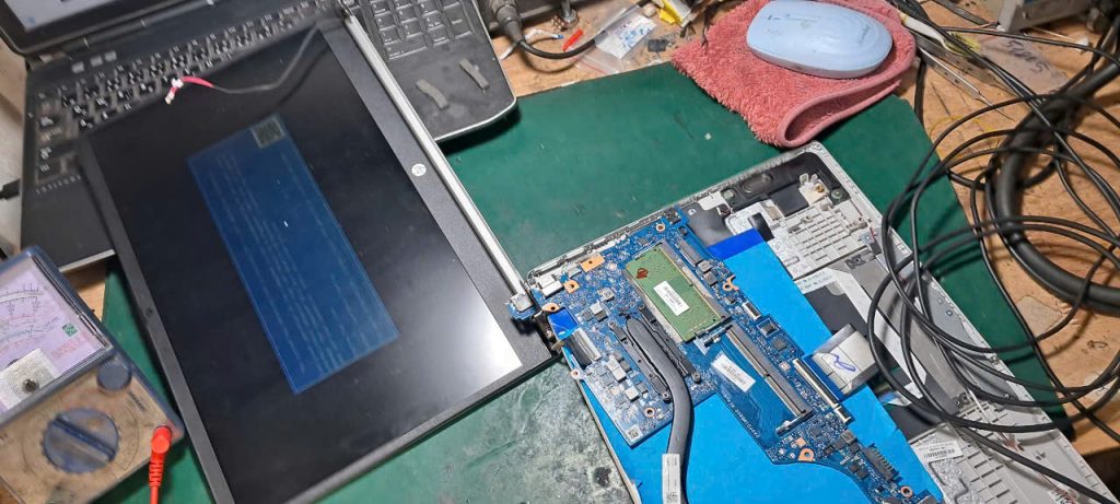 Sửa laptop uy tín lâu năm